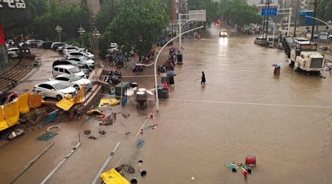 Çin'de son bin yılın en yoğun yağışı