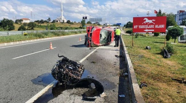 Direksiyon hakimiyetini kaybetti kazada aracın motoru fırladı