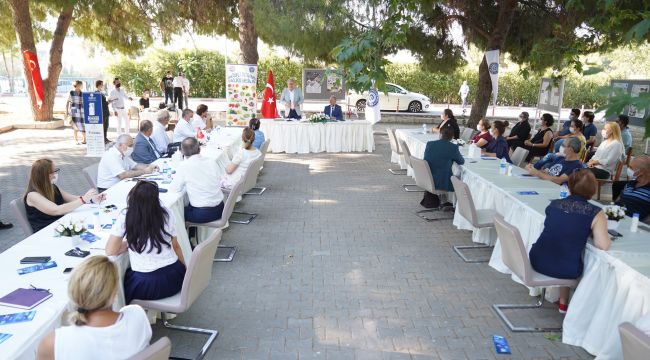 EGE ÜNİVERSİTESİ'NDEN TARIMA YÖN VEREN DERGİ