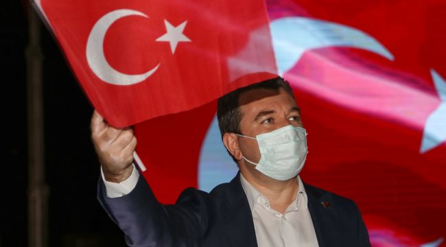 "MİLLETİN KAHRAMANLIĞI ASLA UNUTULMAYACAK"