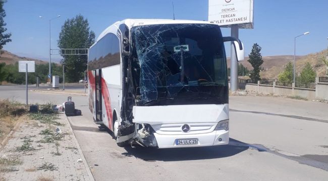 Erzincan'da trafik kazası: 26 hafif yaralı