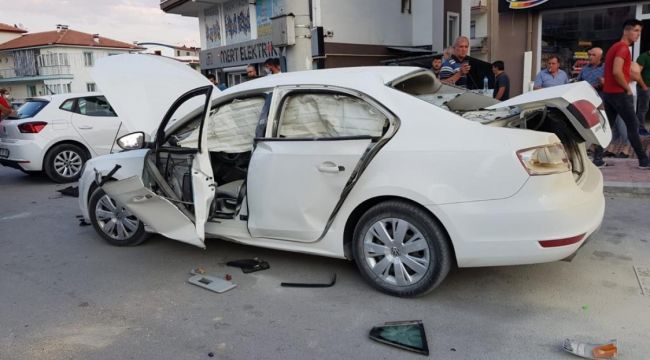 Gaz kaçıran piknik tüpü sigaranın ateşlenmesiyle bomba gibi patladı