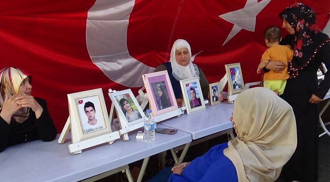 Kardeşi teslim oldu ancak o, nöbeti bırakmadı