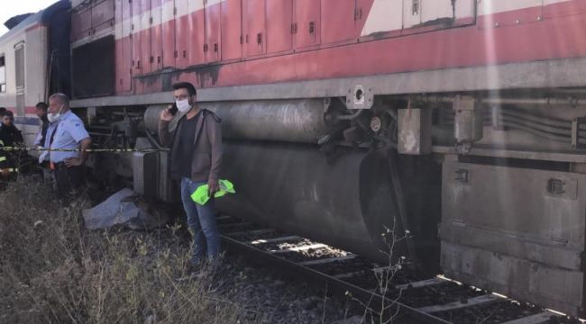 Kars'ta tren çarpan kişi hayatını kaybetti