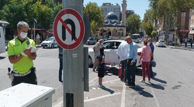 'U' dönüşü kazaya sebebiyet verdi