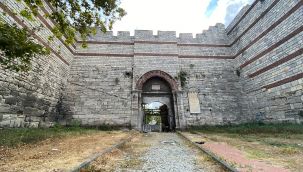 Fatih Sultan Mehmet'in ordusunun İstanbul'a girdiği kapı kötülüklerle doldu