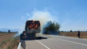 Saman yüklü tır cayır cayır yandı