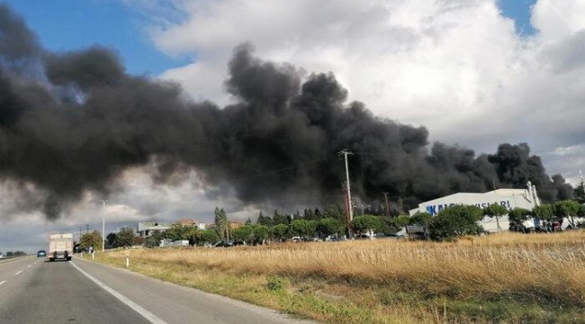 Silivri'de fabrikada yangın