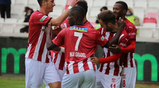 Sivasspor'un yenilmezlik serisi 5 maça çıktı