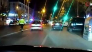 Ankara’da kaçan sürücü aracını polislerin üzerine sürdü