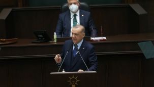 Cumhurbaşkanı Recep Tayyip Erdoğan, "Anayasanın ilk dört maddesini değiştirme fikri CHP'nin ve dolayısıyla tüm CHP'lilerin iradesi midir, yoksa Kılıçdaroğlu'nun kişisel fikri midir?