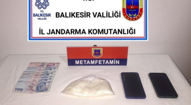 Jandarmadan uyuşturucu satıcılarına şok operasyon