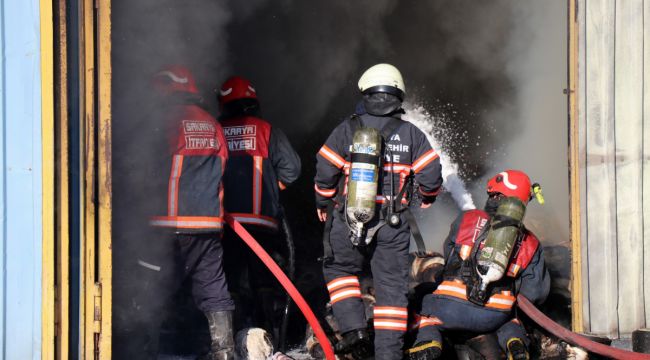 Sakarya'da tekstil atölyesinde korkutan yangın