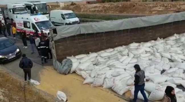 Yol trafiğe kapandı, kuyruğun sonu görünmedi