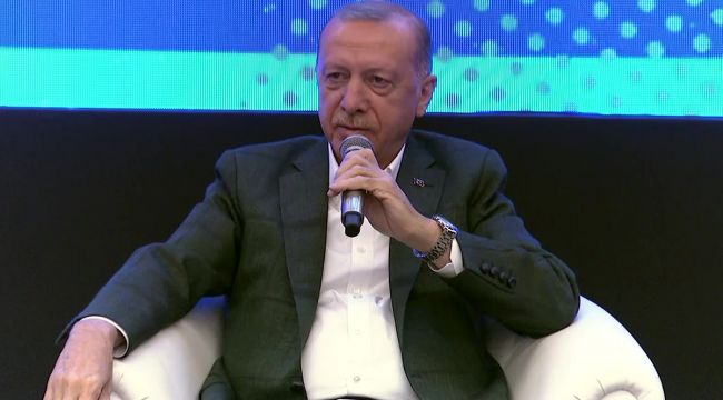 Cumhurbaşkanı Erdoğan, Truva Müzesi'nde Ezineli Yahya Çavuş Belgeseli Galası'nda gençler ile buluştu