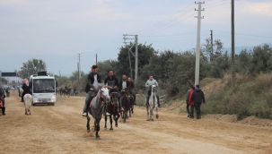 GELENEKSEL RAHVAN AT YARIŞLARI YAPILDI