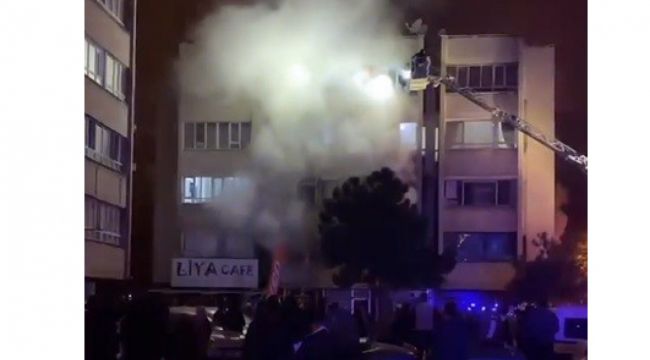 Konya'da 5 katlı apartmanda yangın çıktı