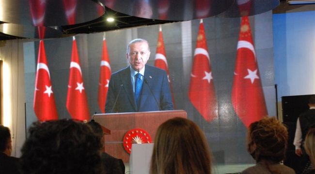 BAŞKAN ERDOĞAN İZMİR'DE PARTİLİLERE SESLENDİ