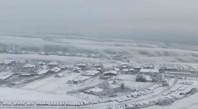 Başkent beyaza büründü