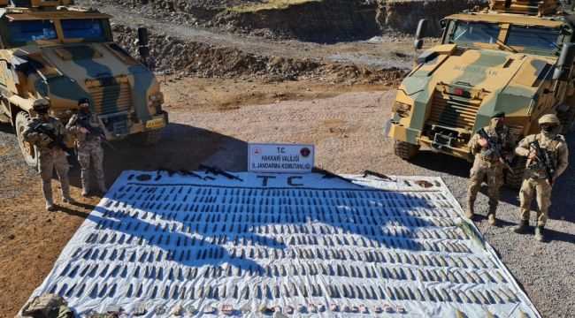 Hakkari'de cephanelik ele geçirildi