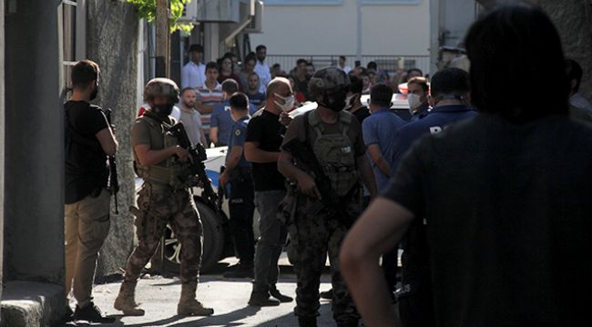 İstanbul'da FETÖ operasyonu