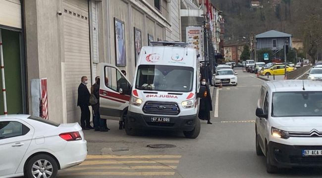 Zonguldak'ta AVM'de bir kadına elektrik çarptı