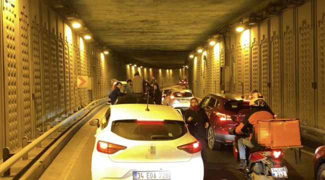 Trafik magandaları alt geçidi trafiğe kapattı