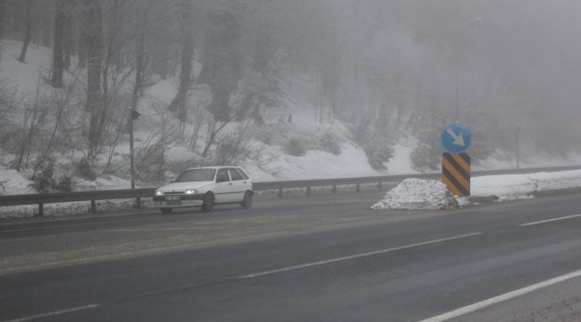 Bolu Dağı'nda yoğun sis etkili oluyor