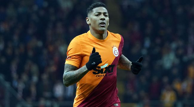 Patrick van Aanholt, Süper Lig'deki ilk gollerini kaydetti