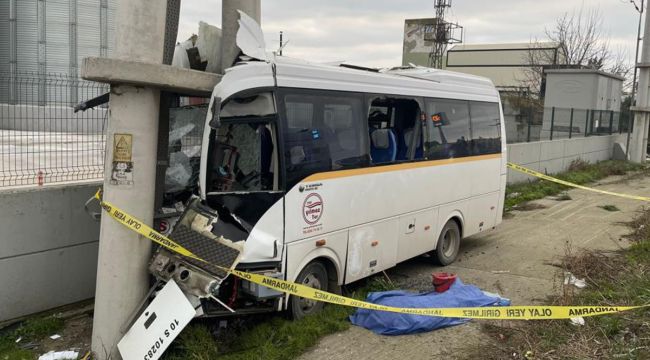 Bandırma'da servis otobüsü yoldan çıktı