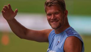 Andreas Cornelius, yeni sezonu iple çekiyor