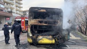 Bursa'da seyir halindeki halk otobüsü alev alev böyle yandı