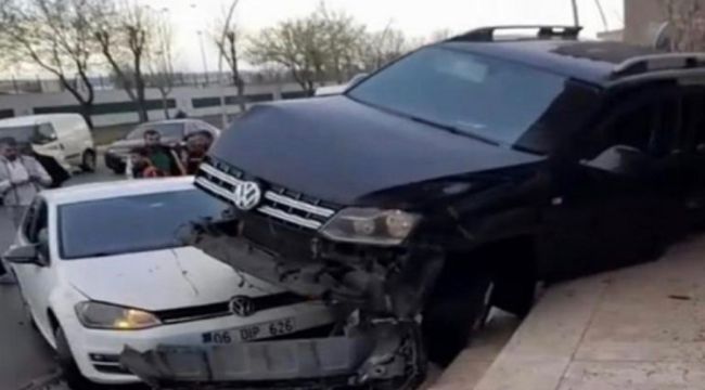 Batman'da trafik kazası güvenlik kamerasına yansıdı