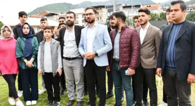 Kemalpaşa'da 19 Mayıs Gençlik Festivali'nde elektrik krizi