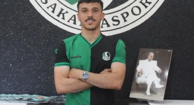 Sakaryaspor, Mikail Okyar'ı transfer etti