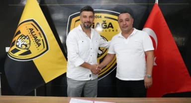 Aliağaspor FK’nın İlk Futbol Okulu’nu Polat Çetin Açıyor