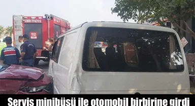 Servis minibüsü ile otomobil birbirine girdi: 7 yaralı