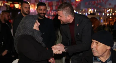 CHP'li Görkem Duman ilk iftar heyecanına eşlik etti