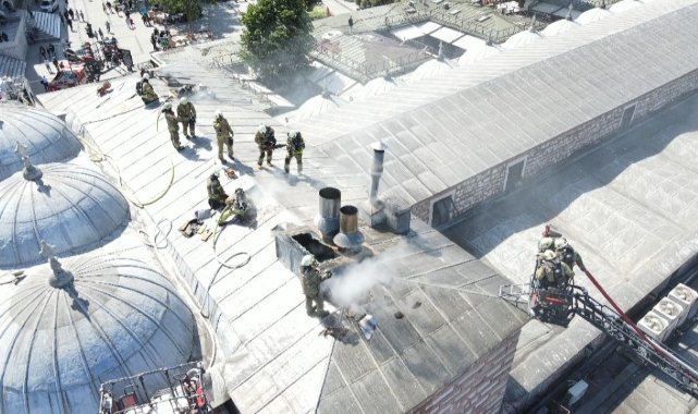 Eminönü Mısır Çarşısı’nda yangın paniği