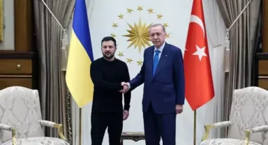 Cumhurbaşkanı Erdoğan, Ukrayna Devlet Başkanı Zelenskiy ile görüştü