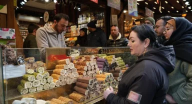 Eminönü’nde Ramazan hareketliliği