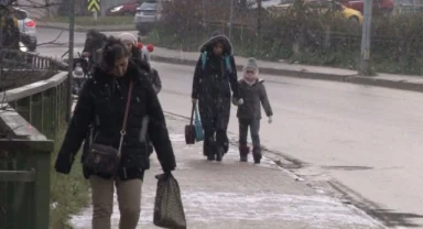 Kar yağışıyla beyaza bürünen Aydos Ormanı havadan görüntülendi