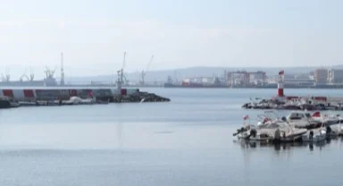 Psikolojisi bozulan anne, bebeğini denize attı