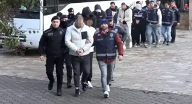 Samsun merkezli 5 ilde yasa dışı bahis operasyonu; 17 gözaltı