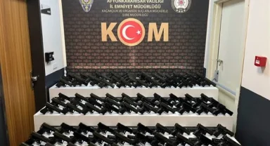 Afyonkarahisar'da silah kaçakçılığı operasyonu: 2 kişi tutuklandı